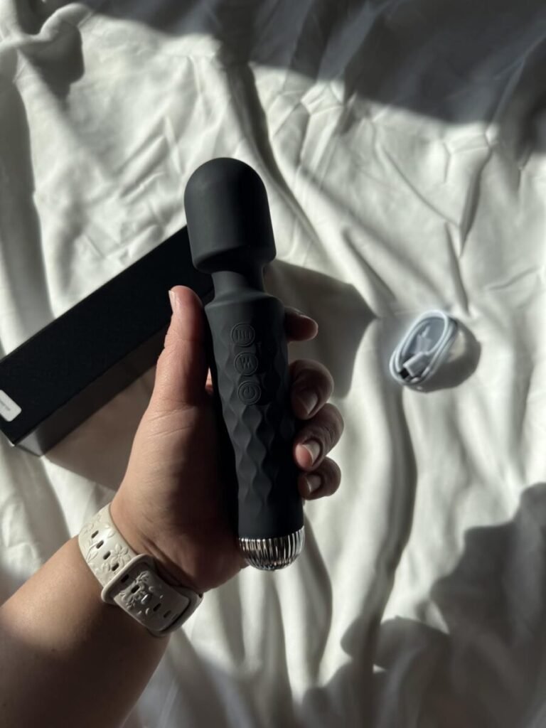 Best Sex Toys for Shy Couples in 2025 9 61HkJvWPEwL