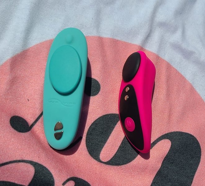 Best Couples Sex Toys for Public Play in 2025 9 photo 2022 08 03 15 13 19 e1659619839172