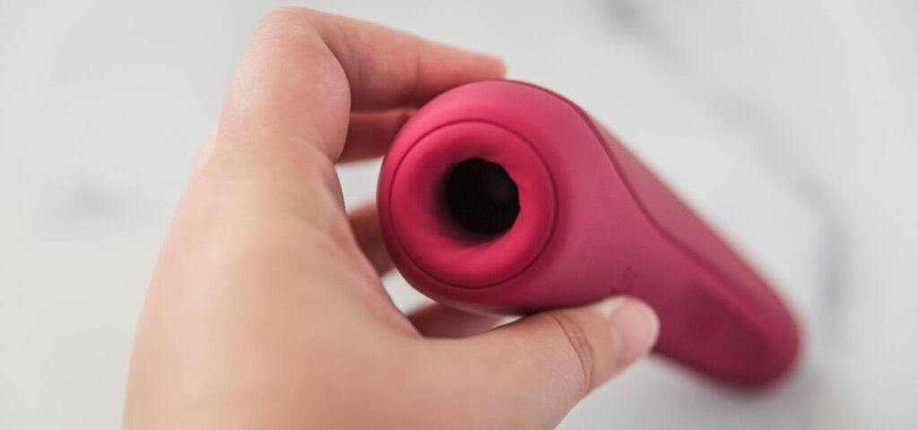 Best Couples Sex Toys for Clitoral Stimulation in 2025 11 satisfyer curvy 1 air suction vibrator 5