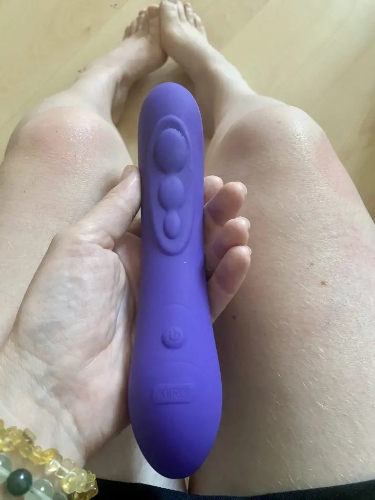 Lovense Nora vs Kiiroo Pearl 3
