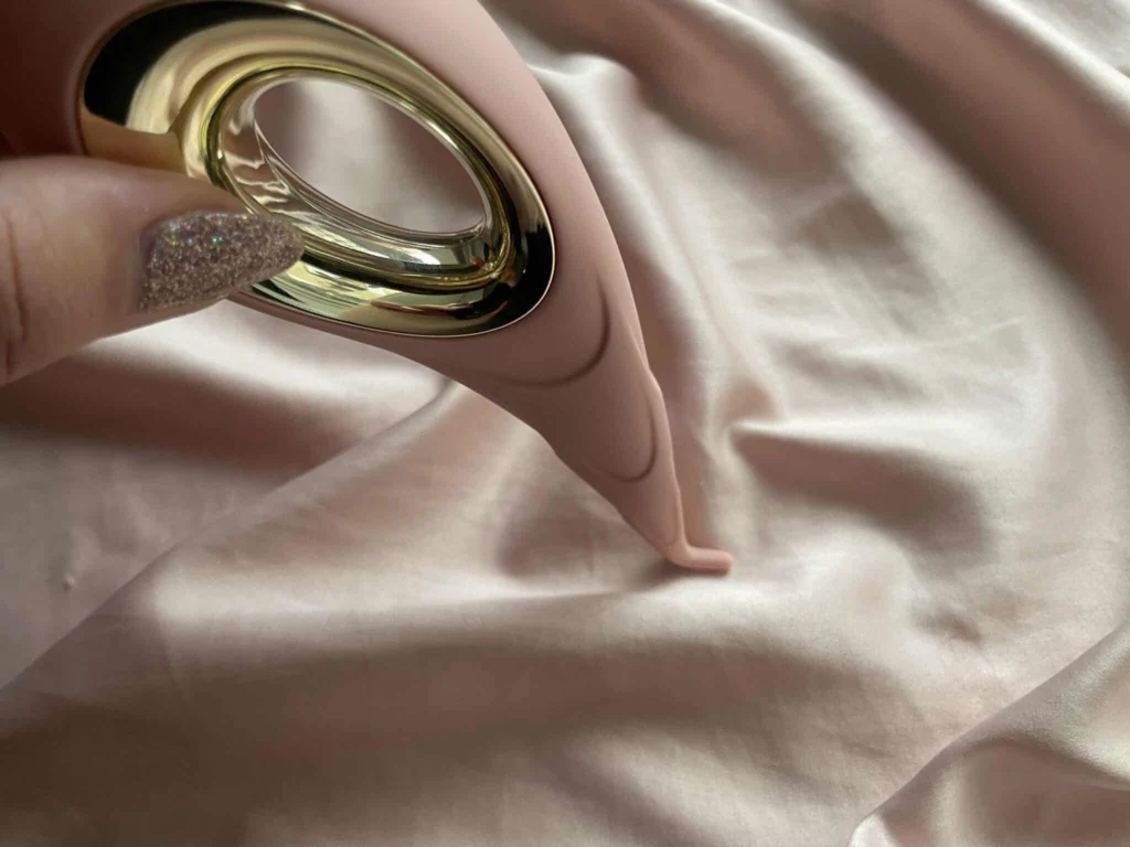 finger vibrator