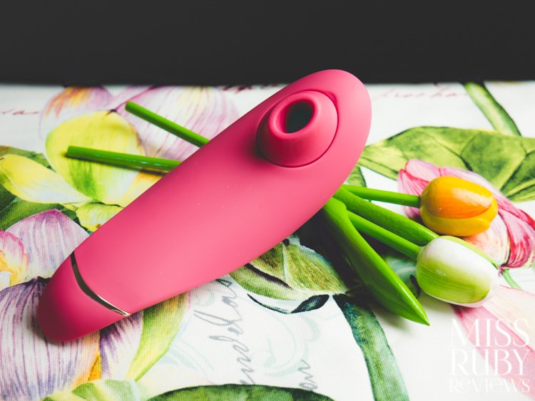 Womanizer Premium 2 review by Miss Ruby Reviews 32