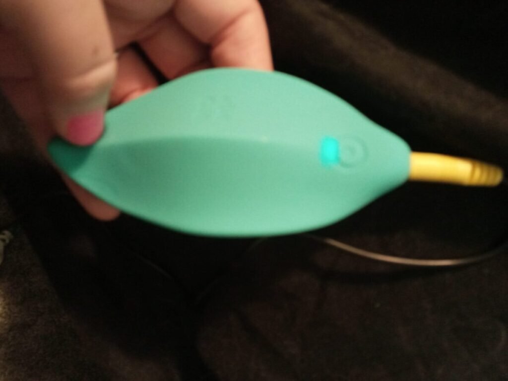 Best Sex Toys for Bathtub Fun 2025 – Waterproof Vibrators & Couples Play Ideas 16 20220915 120501 scaled e1663578762303