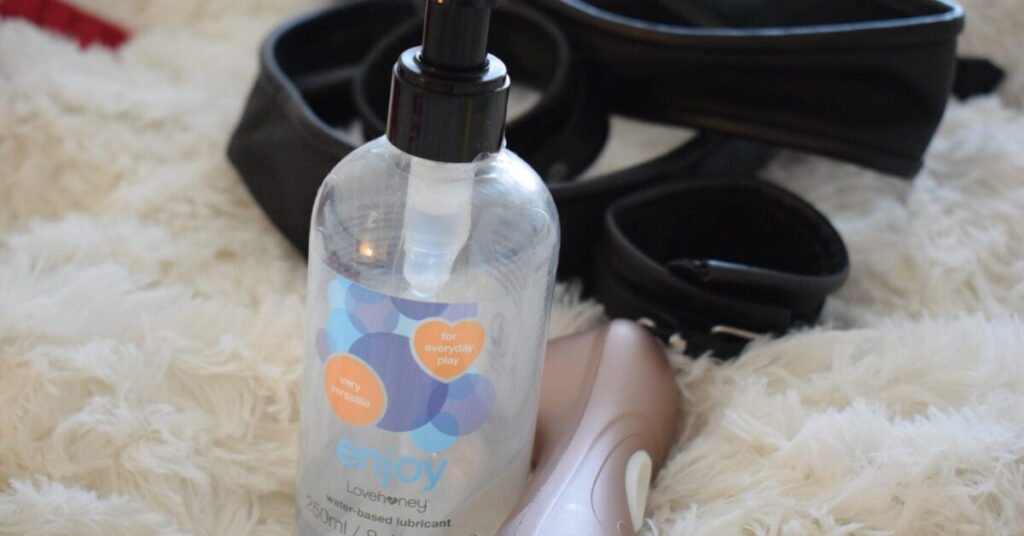 Best Warming Lubes for Winter Foreplay 2025 – Heat-Up Your Cold-Season Intimacy 3 Warming lubes for winter foreplay 2025