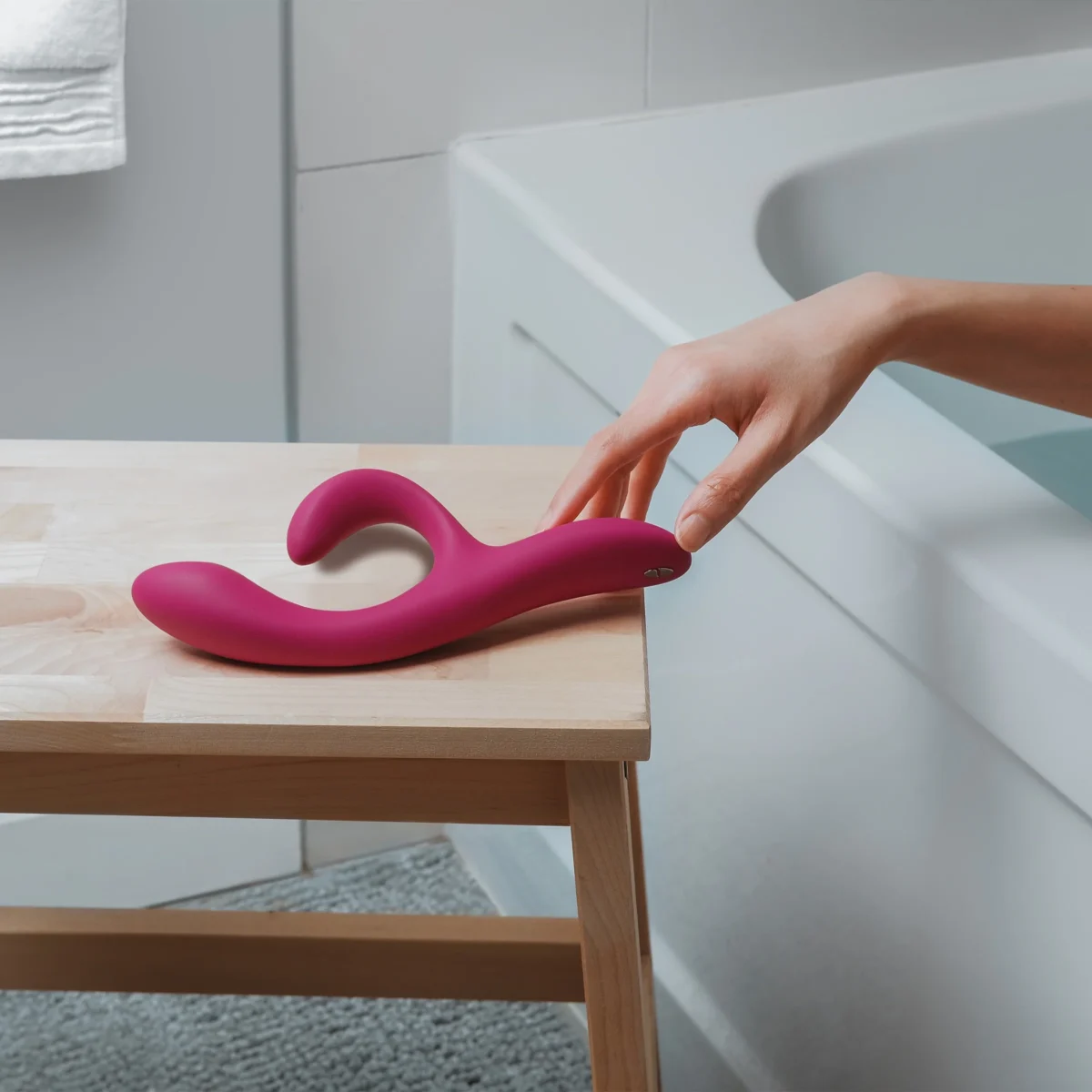 How to use a rabbit vibrator