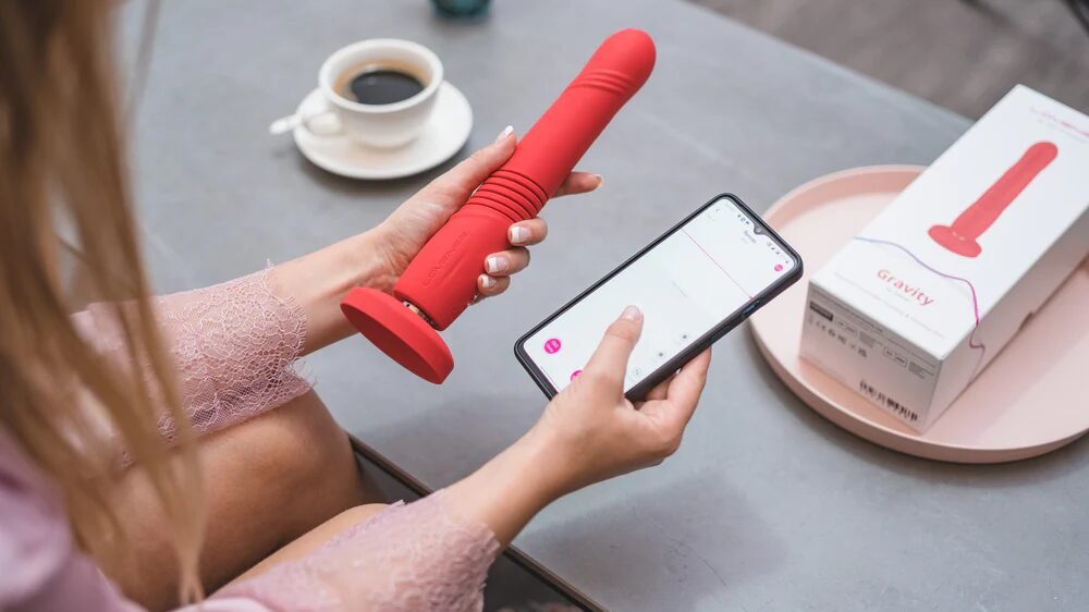 How to use a rose toy