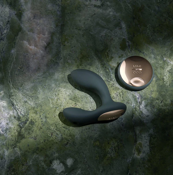 lelo hugo 2 green with remote 4