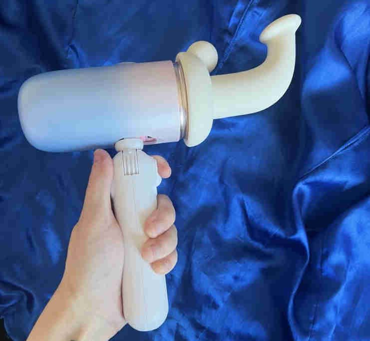 Best Large Vibrators 2026: Big, Powerful Picks Tested 5 large vibrators